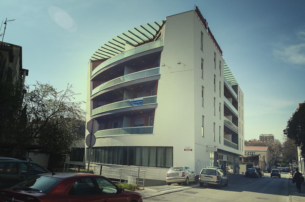 Pula City Business Apartments Exterior foto
